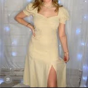 Mable Clothing Sweetheart Neckline Puff Sleeve Midi Dress in Cream M Medium